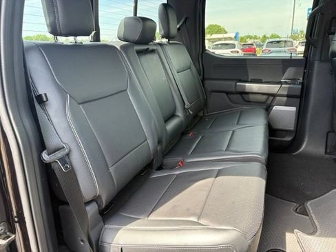 Used 2025 Ford F150 Lariat AWD/4WD image 12