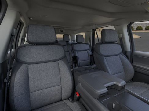 New 2026 Ford Expedition Active image 10