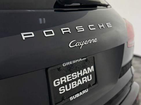 Used 2018 Porsche Cayenne AWD/4WD image 36