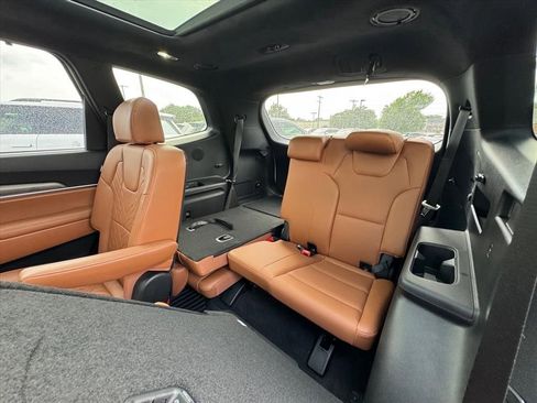Used 2025 Kia Telluride SX Prestige X-Pro AWD/4WD image 13