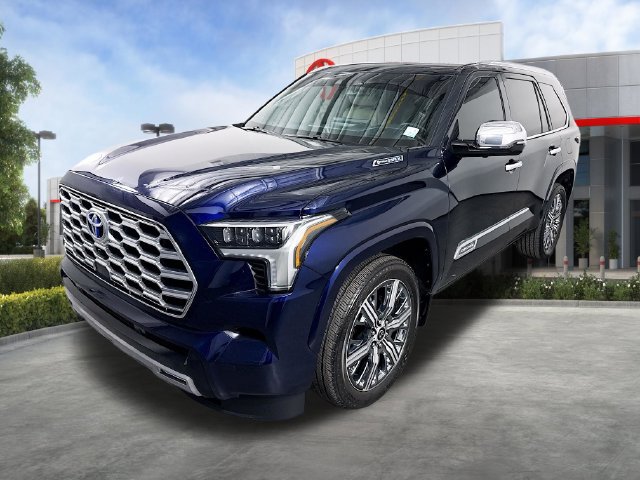 Used 2023 Toyota Sequoia Capstone AWD/4WD image 3
