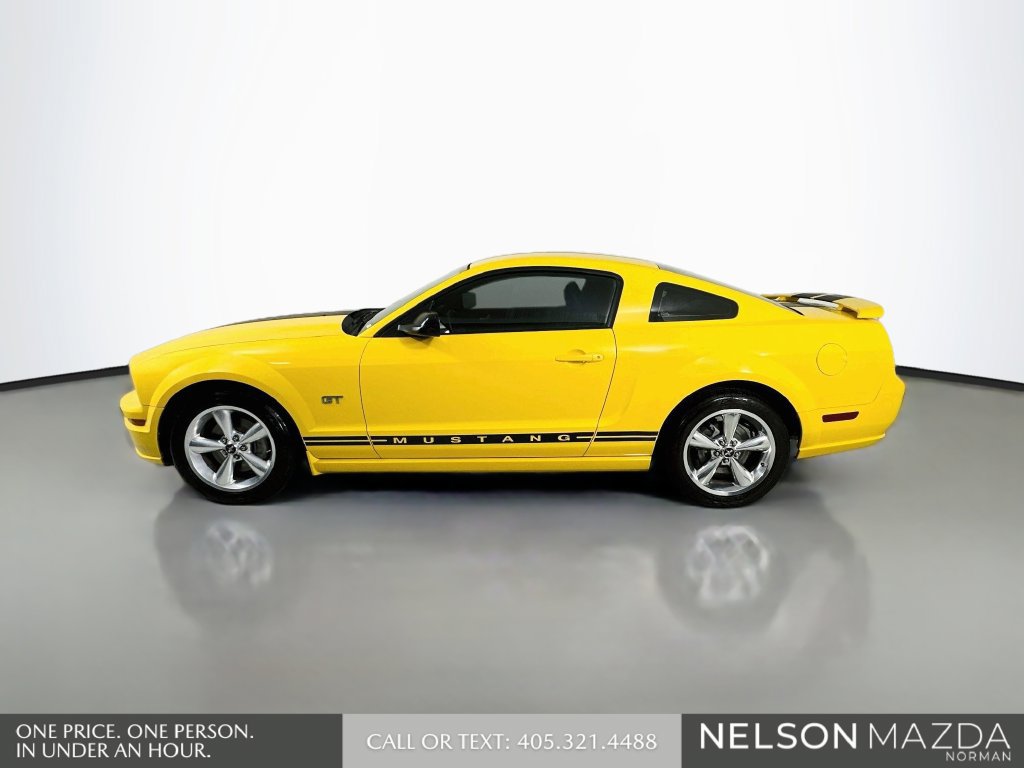 Used 2006 Ford Mustang GT RWD image 9