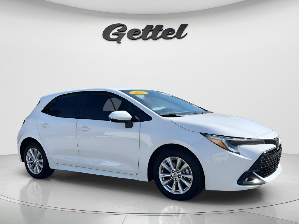 Used 2025 Toyota Corolla SE FWD image 5