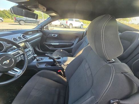 Used 2022 Ford Mustang GT w/ GT Performance Package RWD image 4
