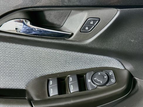 Used 2026 Chevrolet TrailBlazer LT FWD image 24