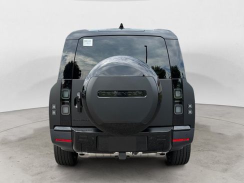 New 2026 Land Rover Defender 130 S AWD/4WD image 5