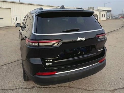 Used 2025 Jeep Grand Cherokee L Limited image 39