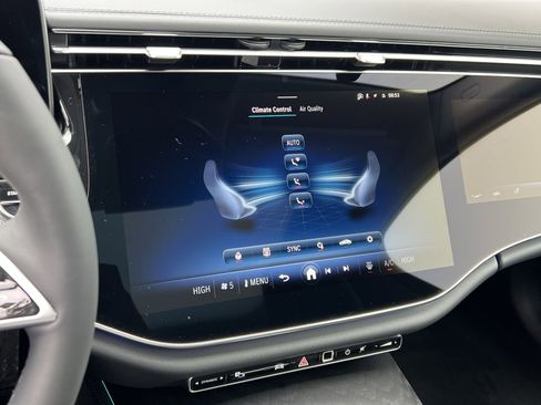 New 2026 Mercedes-Benz E 350 4MATIC Sedan image 19