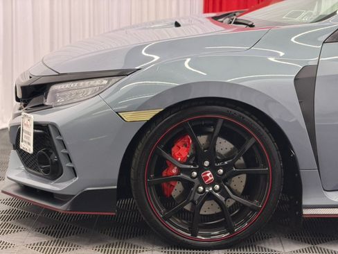 Used 2019 Honda Civic Type R image 19