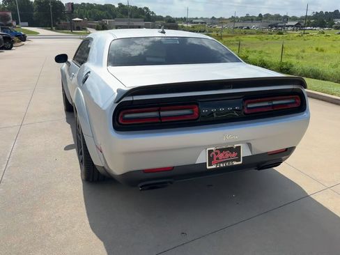 Used 2023 Dodge Challenger SRT Hellcat RWD image 6