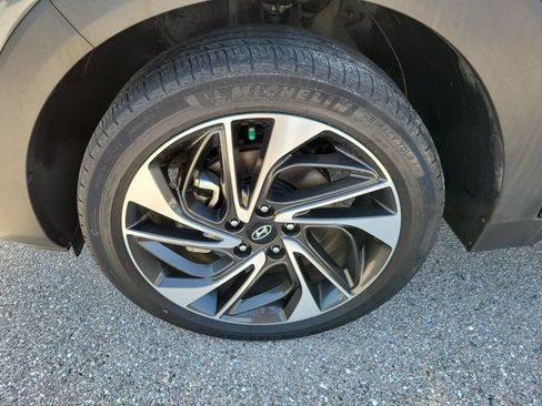 Used 2019 Hyundai Tucson Sport w/ Cargo Package FWD image 6