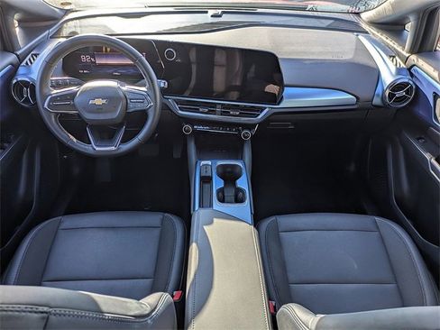 Used 2025 Chevrolet Equinox EV LT w/ Convenience Package image 15