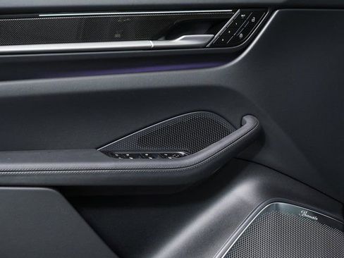 New 2026 Porsche Macan Turbo Electric image 6