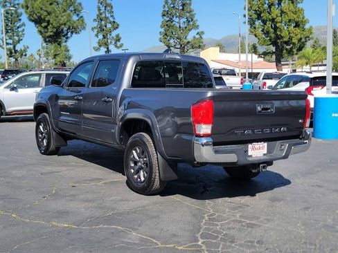 Used 2021 Toyota Tacoma SR5 image 6