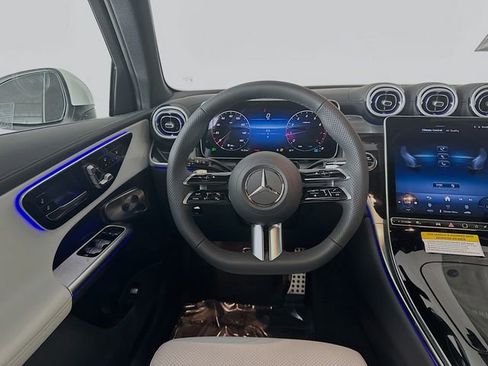Used 2026 Mercedes-Benz GLC 300 GLC 300 image 23