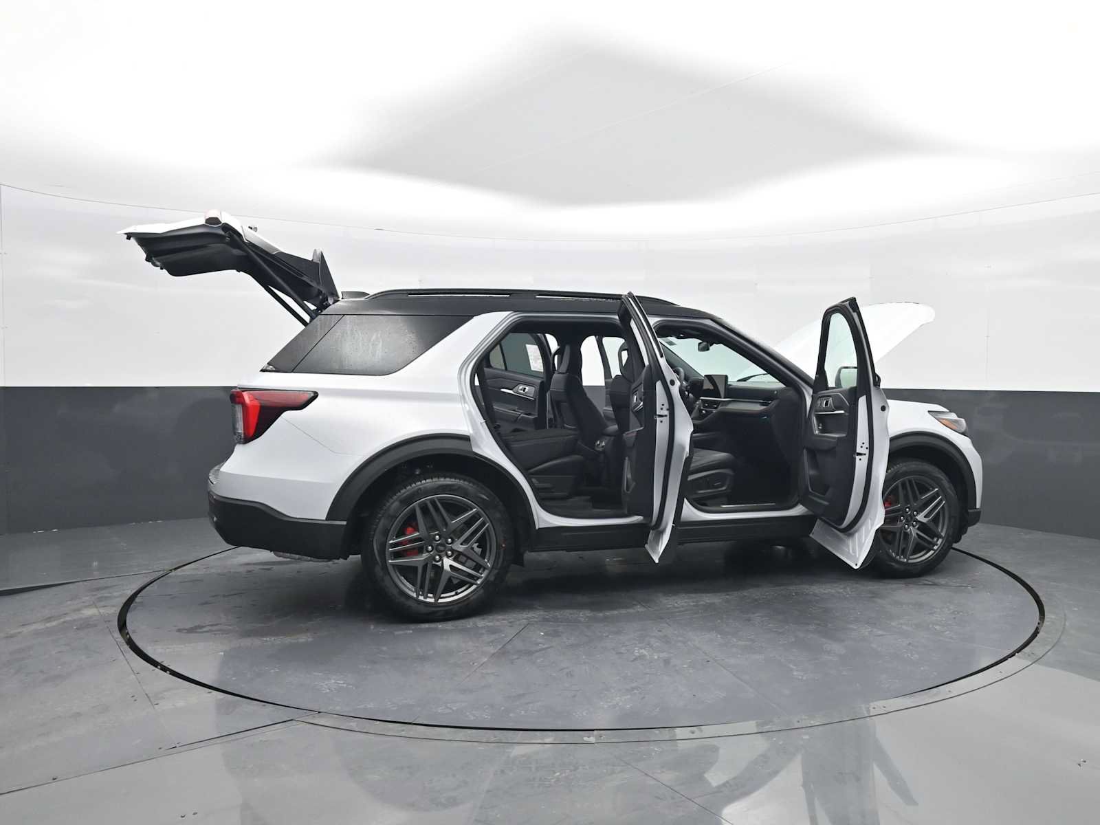 New 2026 Ford Explorer ST-Line w/ ST-Line Street Pack AWD/4WD image 61