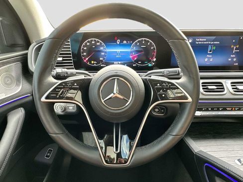 Certified 2025 Mercedes-Benz GLE 580 4MATIC image 11
