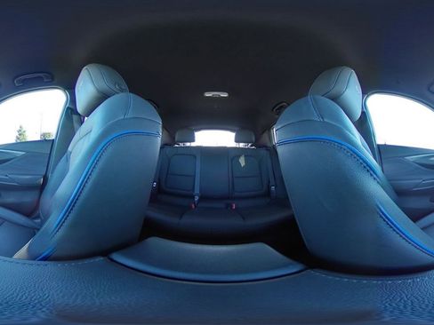 Used 2025 Buick Envista Sport Touring image 41