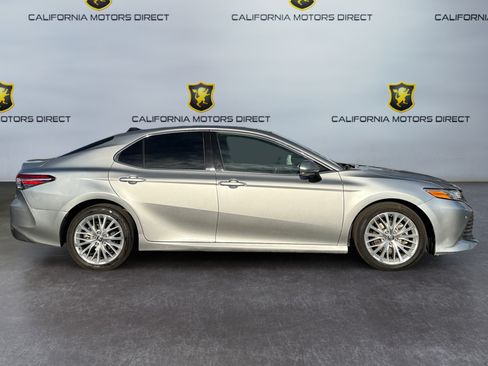 Used 2020 Toyota Camry XLE w/ Driver Assist Package FWD image 6