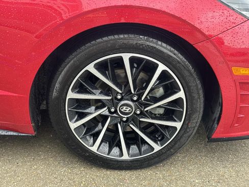 Used 2021 Hyundai Sonata Limited FWD image 4
