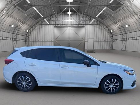 Used 2021 Subaru Impreza 2.0i image 8