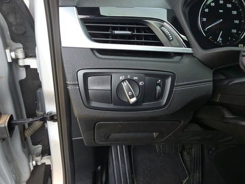 Used 2021 BMW X1 sDrive28i w/ Premium Package image 14