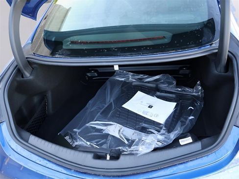 Certified 2025 Mercedes-Benz CLE 300 4MATIC Coupe image 16