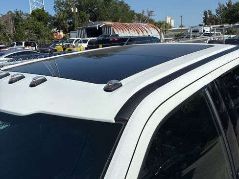 Used 2025 Ford F450 Platinum w/ FX4 Off-Road Package AWD/4WD image 8