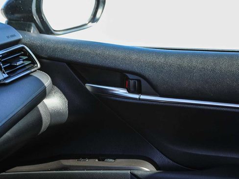 Certified 2022 Toyota Camry SE w/ Cold Weather Package image 22