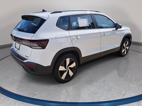 Certified 2025 Volkswagen Taos S AWD/4WD image 5