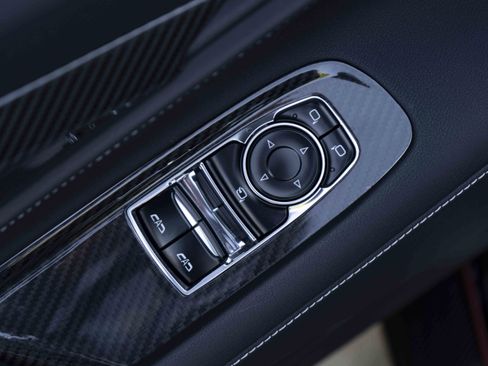 Used 2025 Chevrolet Corvette Stingray Preferred Cpe w/ 2LT image 59