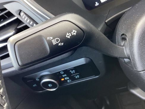 Used 2025 Ford Escape Platinum AWD/4WD image 26