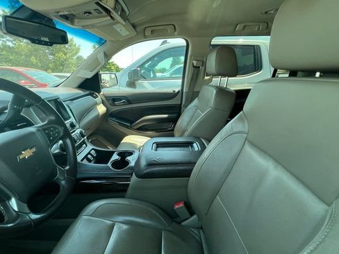 Used 2015 Chevrolet Suburban LT AWD/4WD image 8