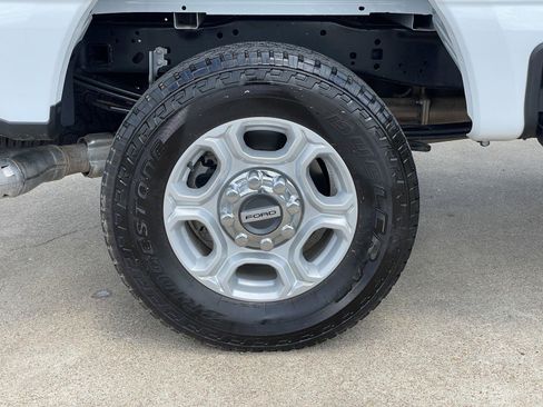 Used 2025 Ford F250 XLT w/ FX4 Off-Road Package AWD/4WD image 49