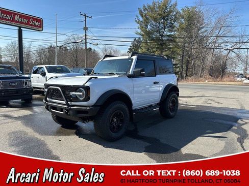 Used 2022 Ford Bronco Wildtrak image 1