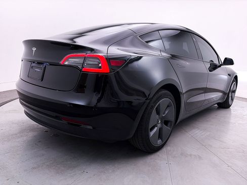 Used 2023 Tesla Model 3 Standard Range image 15