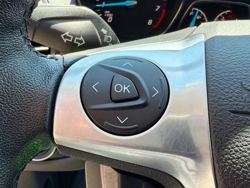 Used 2016 Ford Escape SE w/ SE Leather Comfort Package AWD/4WD image 12