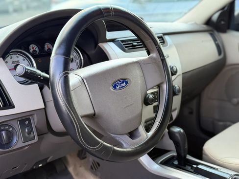 Used 2010 Ford Focus S FWD image 18