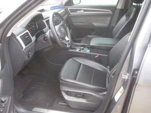 Used 2022 Volkswagen Atlas SE AWD/4WD image 14