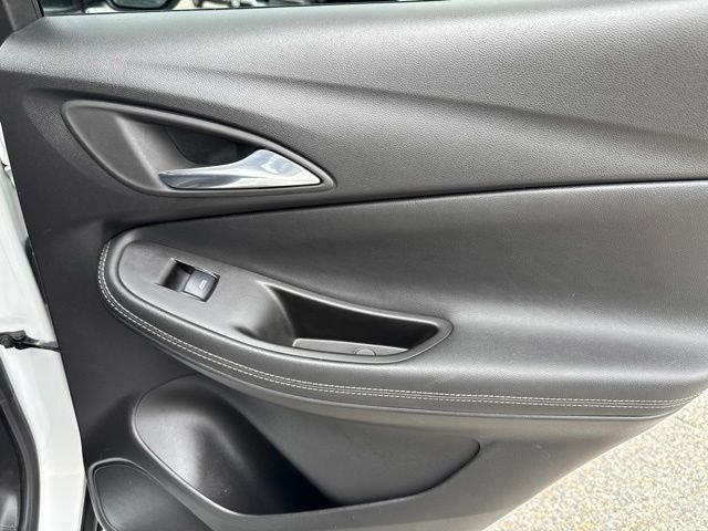 Used 2022 Buick Encore GX Select AWD/4WD image 30