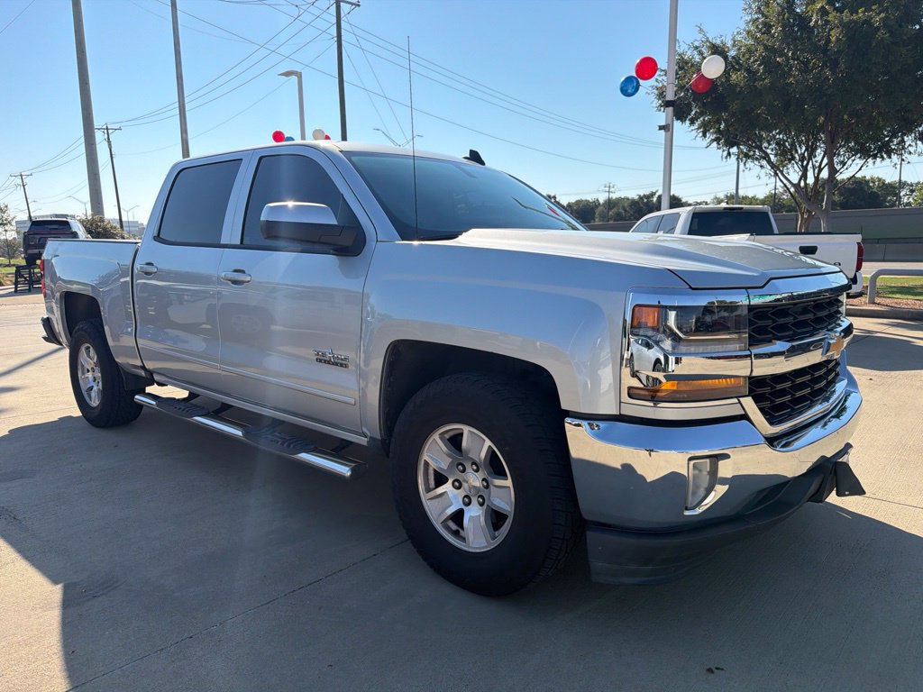 Used 2018 Chevrolet Silverado 1500 LT w/ Texas Edition RWD image 14