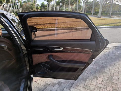 Used 2011 Audi A8 L 4.2 image 28