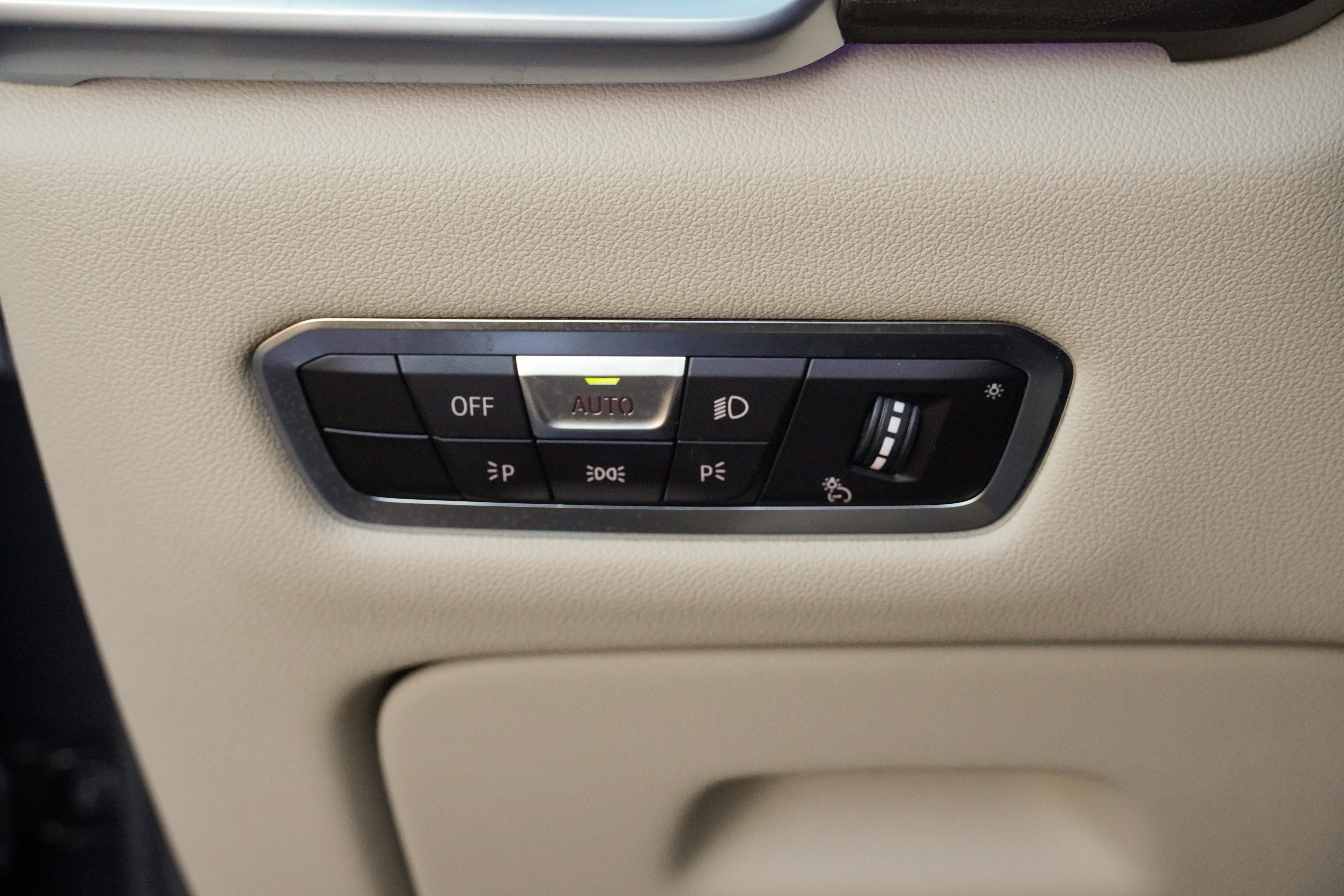Used 2022 BMW X5 sDrive40i RWD image 17