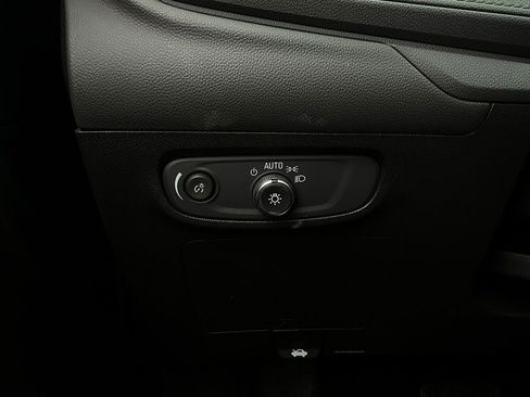 Used 2025 Buick Encore GX Preferred image 20