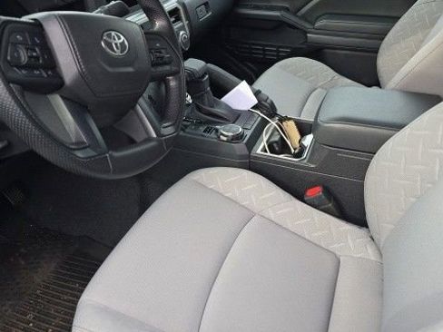 Used 2025 Toyota Tacoma SR5 image 9