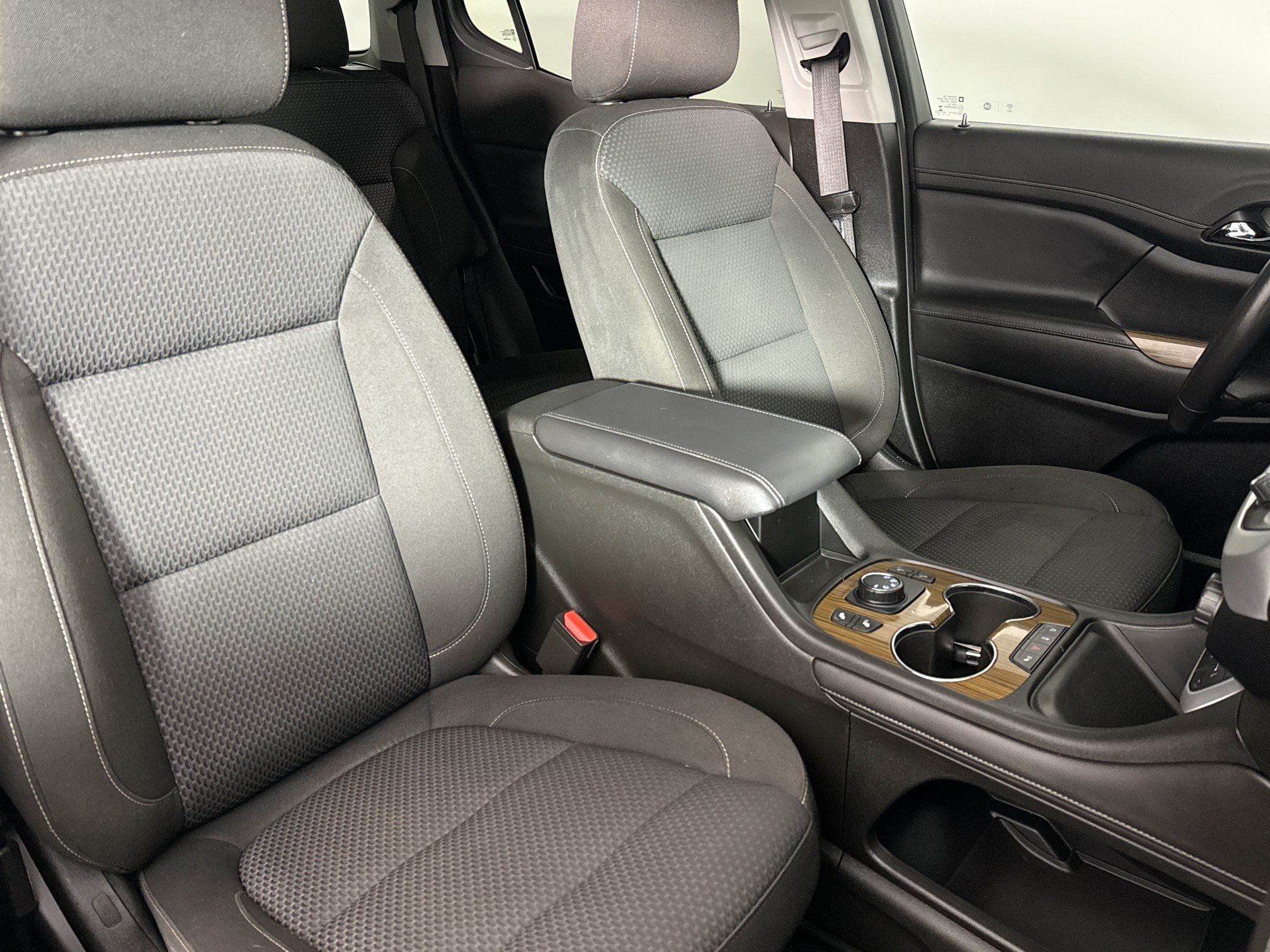 Used 2020 GMC Acadia SLE w/ Driver Convenience Package AWD/4WD image 39