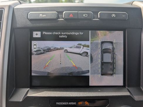 Used 2019 Ford F150 Lariat w/ Equipment Group 502A Luxury AWD/4WD image 32
