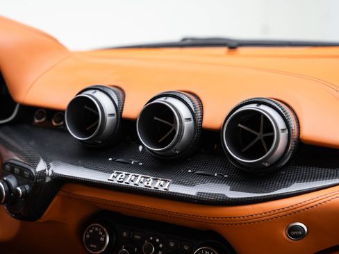 Used 2014 Ferrari F12 Berlinetta image 36