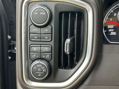 Used 2020 Chevrolet Silverado 1500 RST image 18