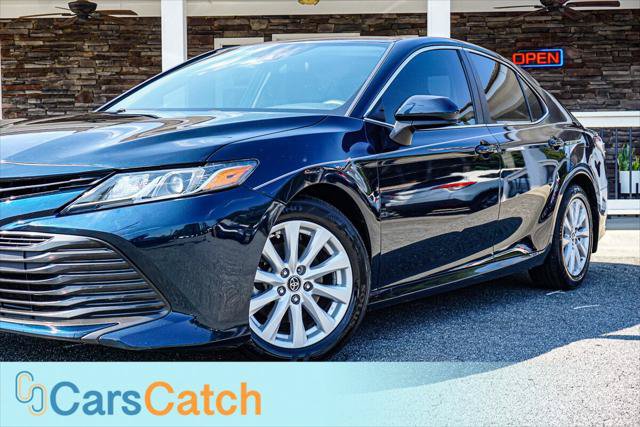 Used 2020 Toyota Camry LE FWD image 6